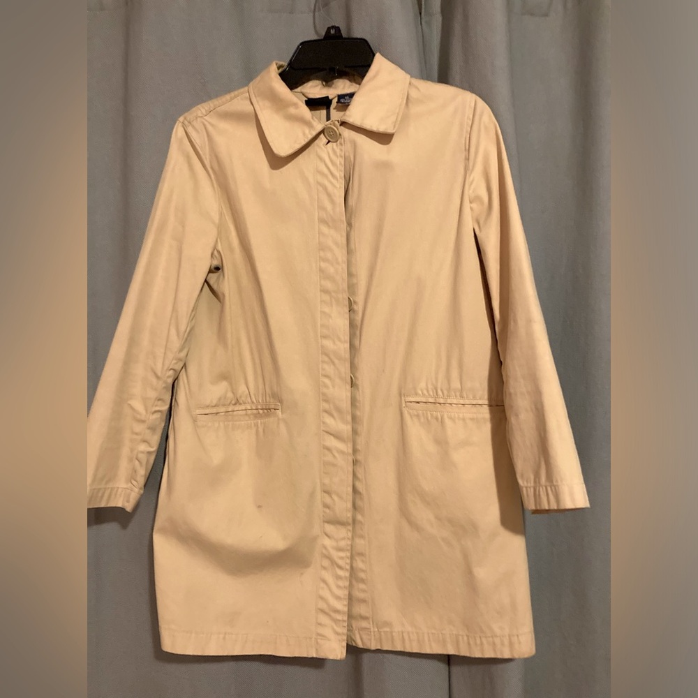 Vintage Gap button up collared light jacket with pockets - Picture 2 of 10